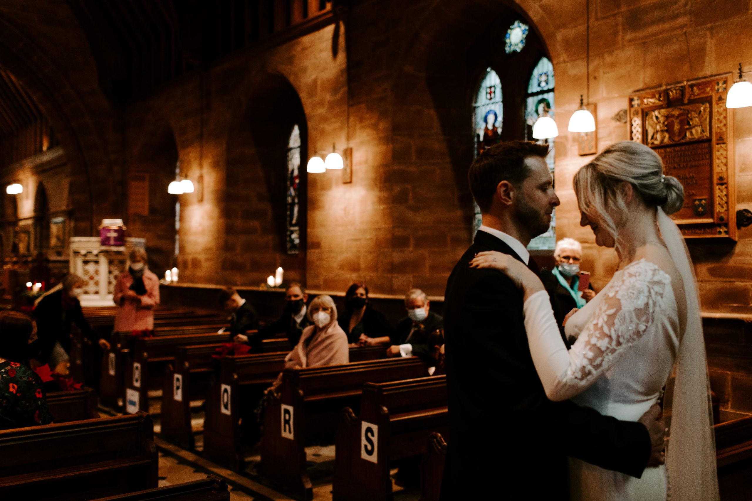 An intimate winter wedding