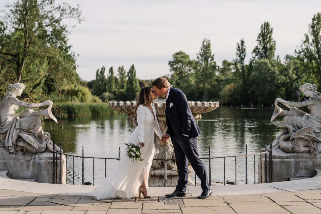 A love filled city elopement amidst a global pandemic