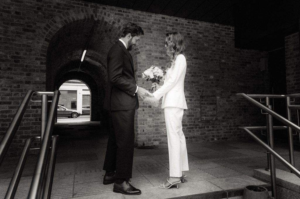 A First Look for micro wedding city couple