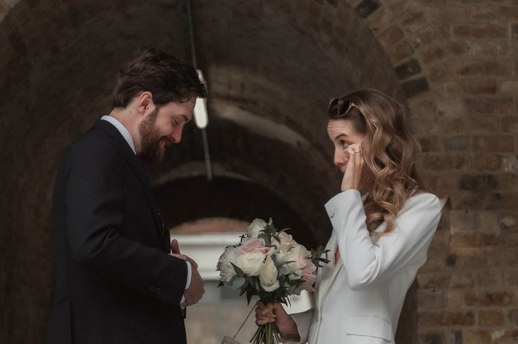 A First Look for micro wedding city couple