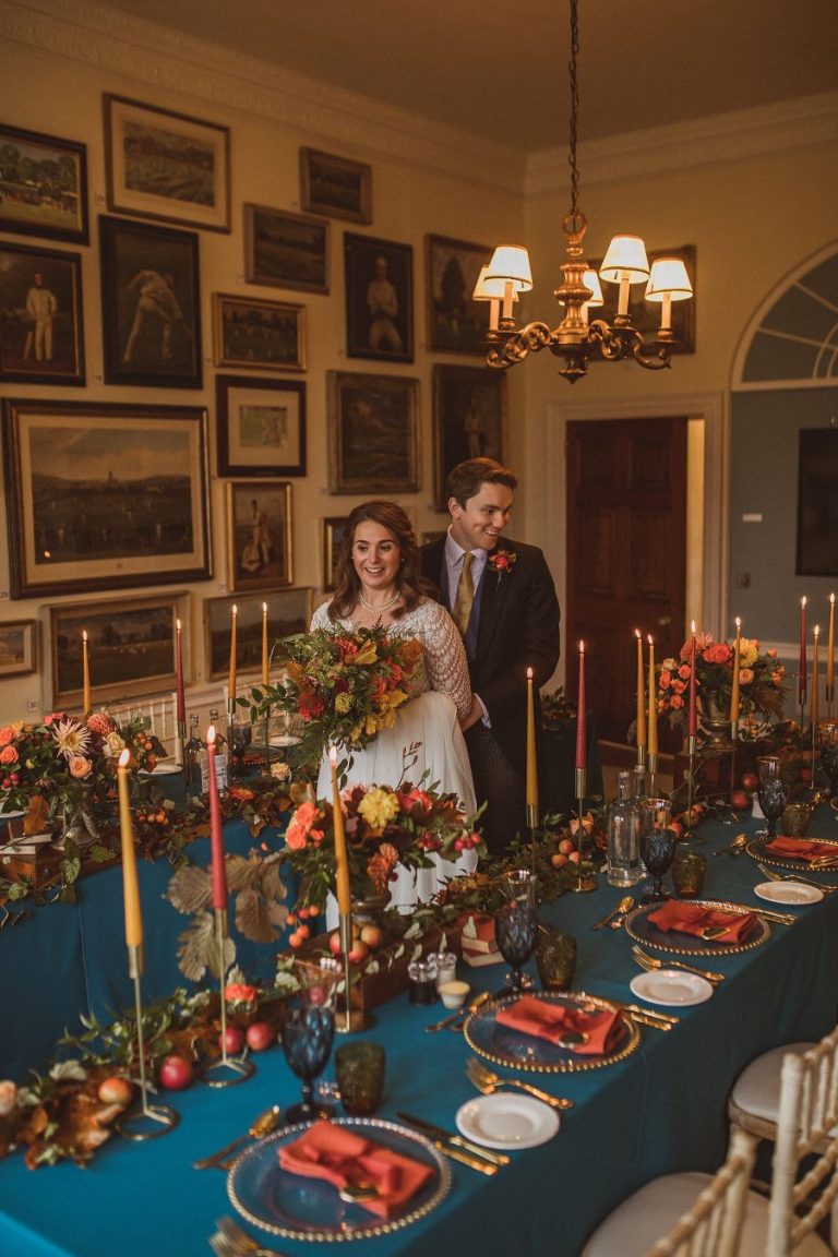 Knots and Kisses Wedding Stylist