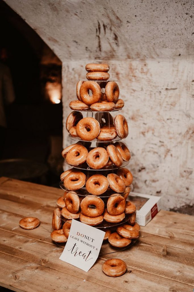 The Mount Without wedding captured by Chloe Mary Photo