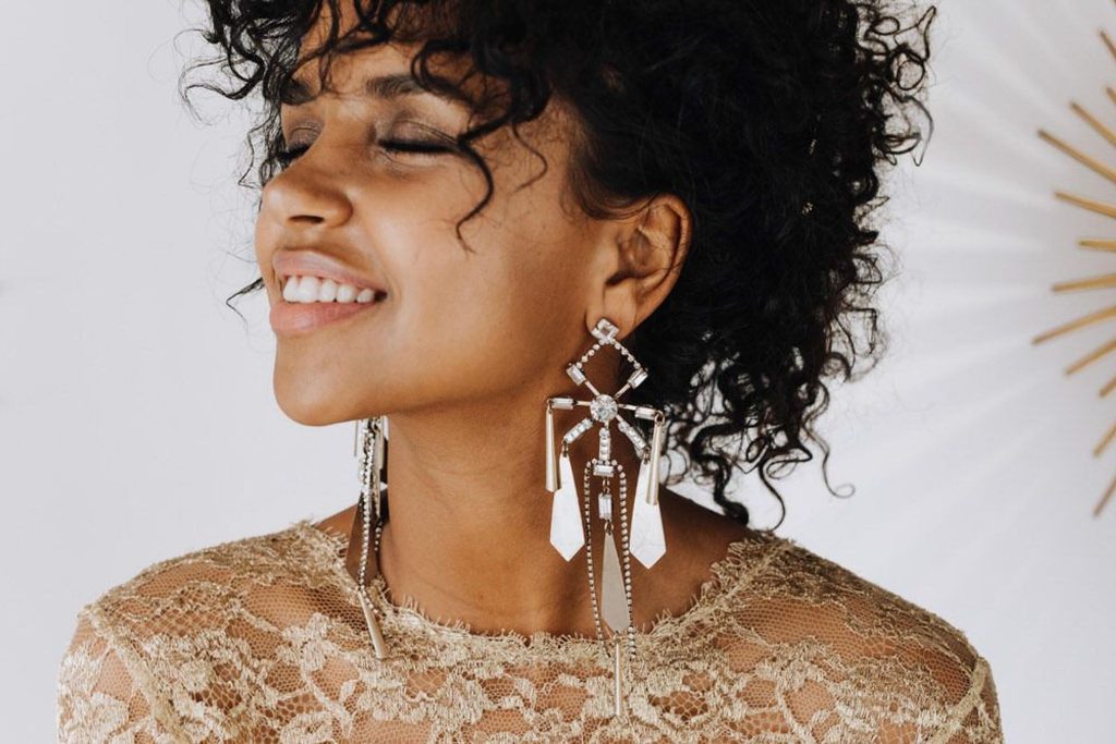 Wedding accessories to make a statement