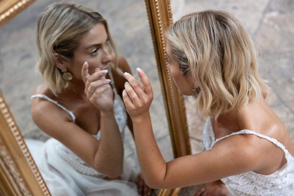 All white wedding styling for The Sweet Romance's styled wedding shoot