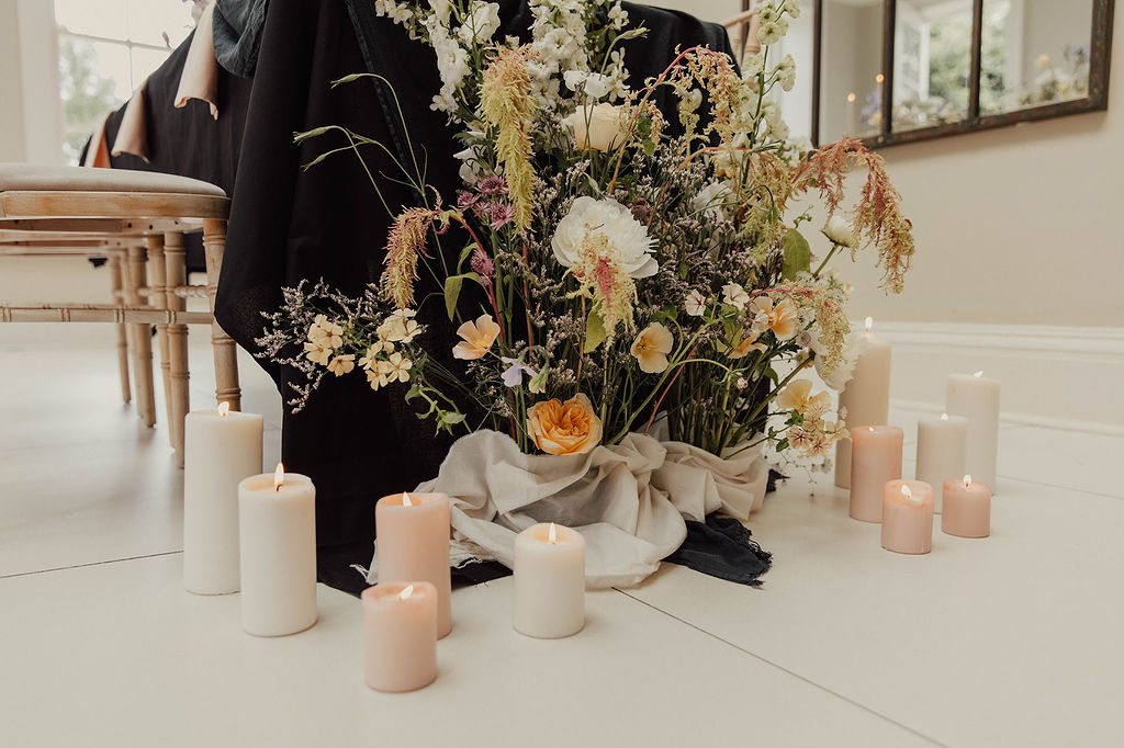 Pastel wedding inspiration with a monochrome twist
