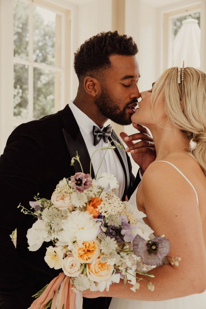 Pastel wedding inspiration with a monochrome twist