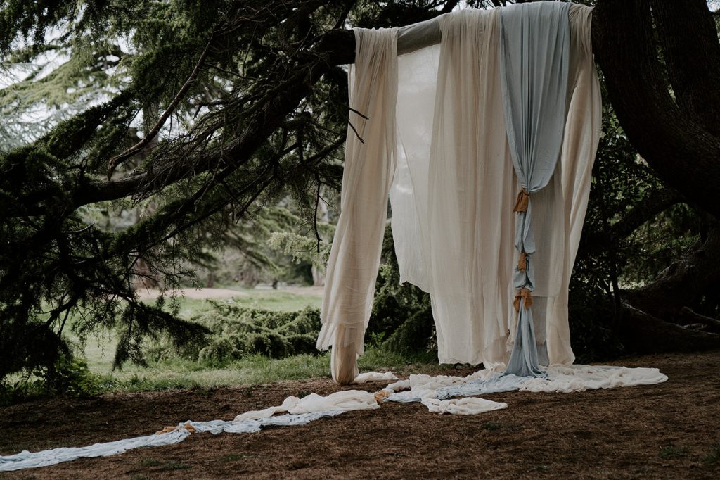 Editorial wedding inspiration shoot captured by modern wedding photographers We are The James's