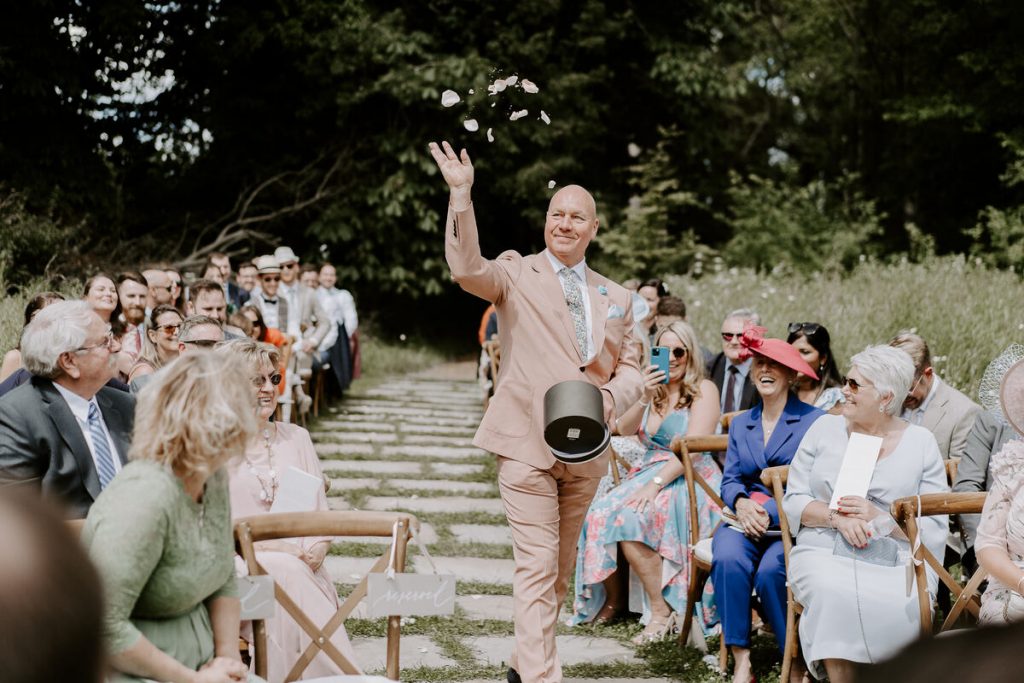An outdoor wedding ceremony at Wilderness Reserve | Sharon Cudworth Photography