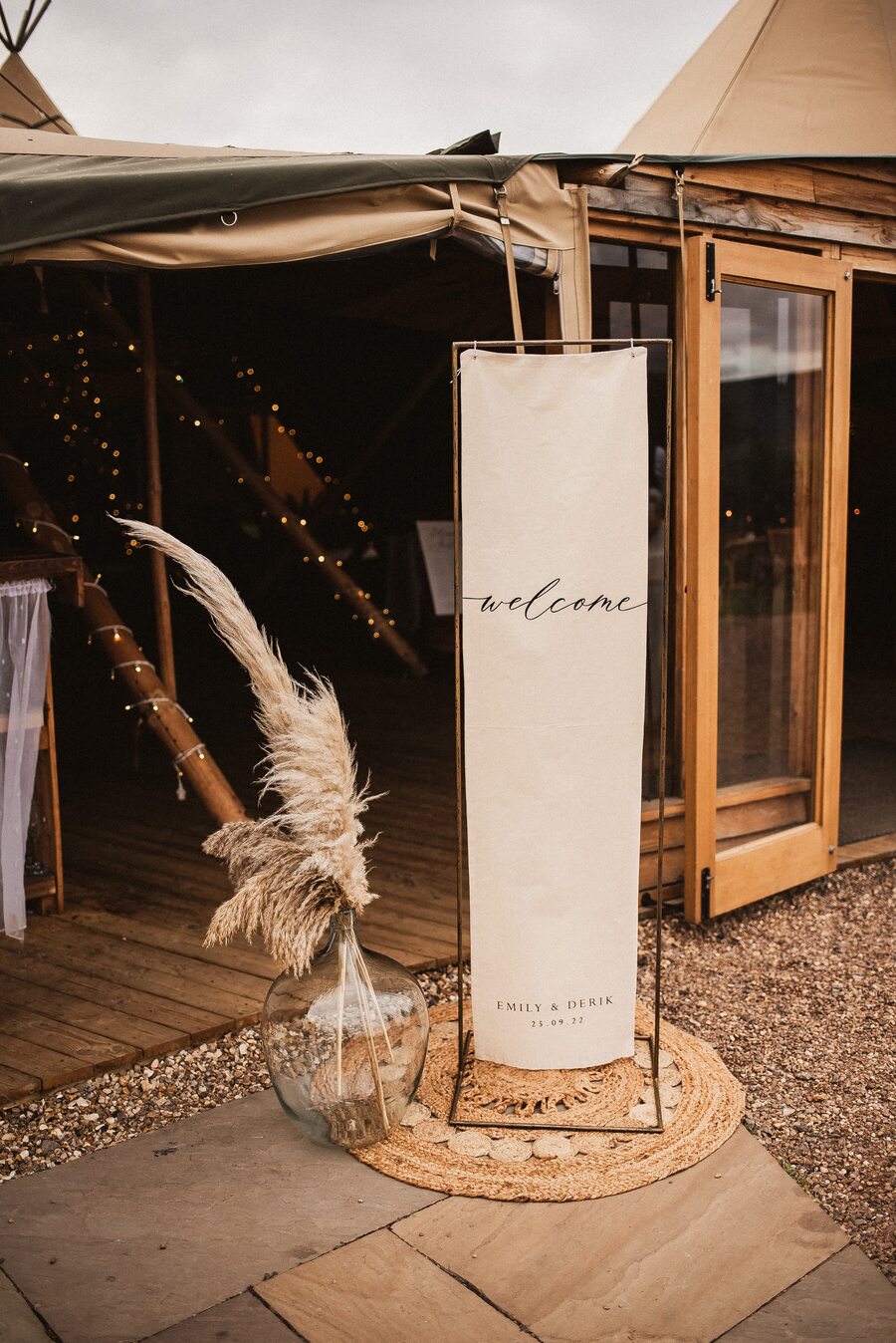 Boho Luxe wedding shoot at Inkersall Grange Tipi venue | Shaun Walker Photography