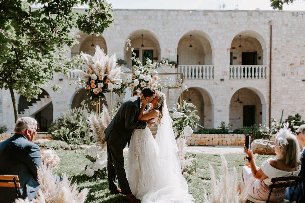 Destination wedding ceremony setting in Puglia | Nicola Dixon Photography