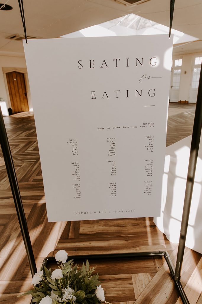 Minimalist wedding styling for Autumn wedding at Elmhay Park | Sian Hall Photography