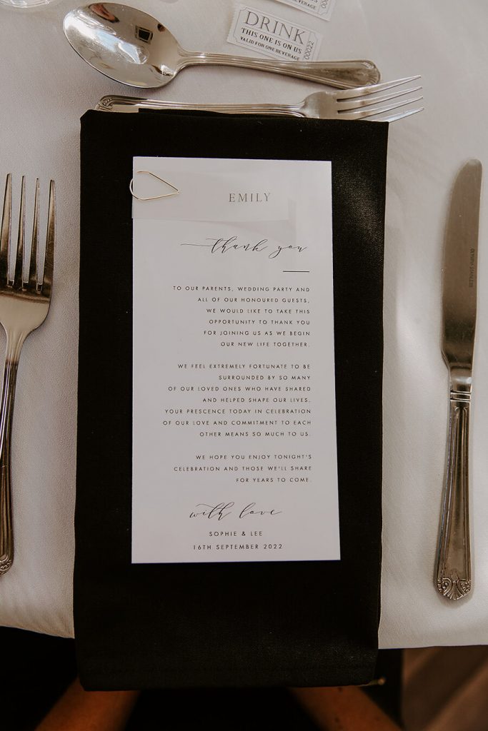 Minimalist wedding styling for Autumn wedding at Elmhay Park | Sian Hall Photography