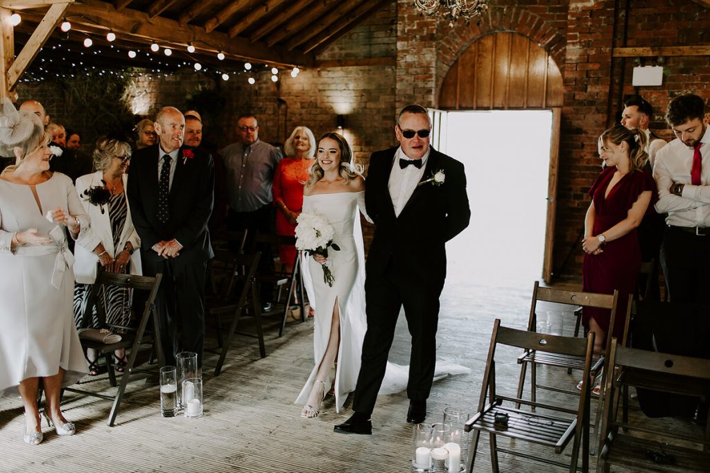 Sophie + Lee's minimalist wedding at Elmhay Park | Sian Hall Photography