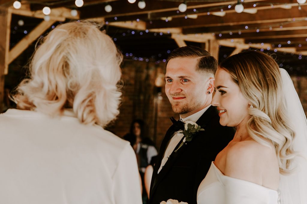 Sophie + Lee's minimalist wedding at Elmhay Park | Sian Hall Photography