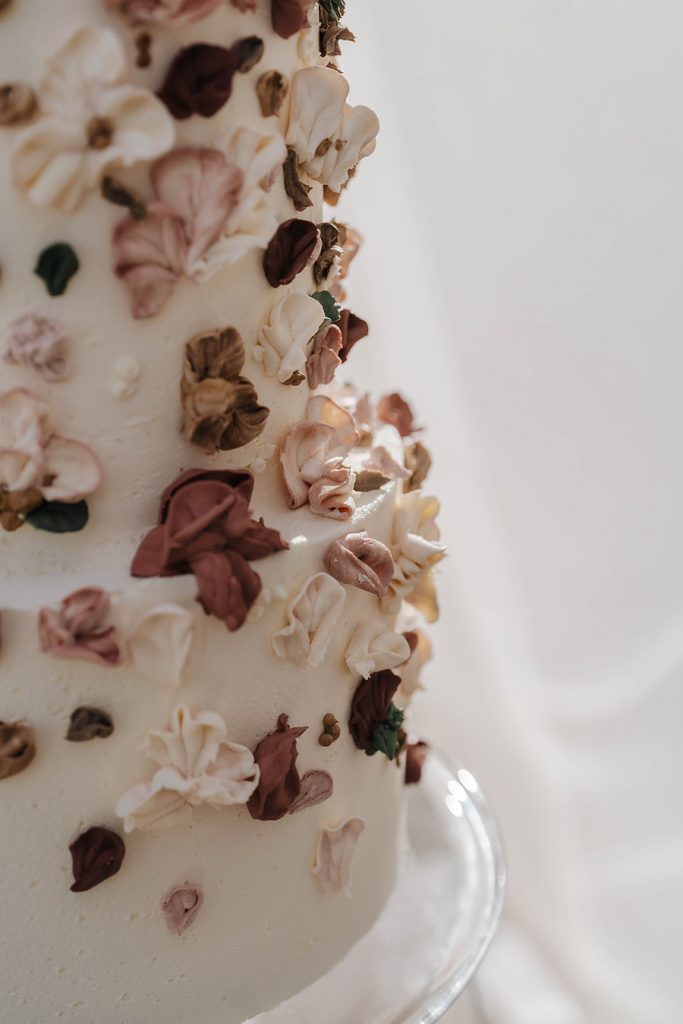 Tuscan inspired wedding inspiration | Love Story Inspiration UK Blog | Emily Hudson Photography