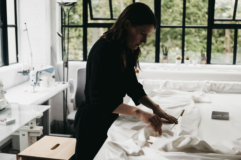 Behind the scenes with Jan Si Studios for UK wedding blog Love Story Inspiration | Zach & Grace Photography