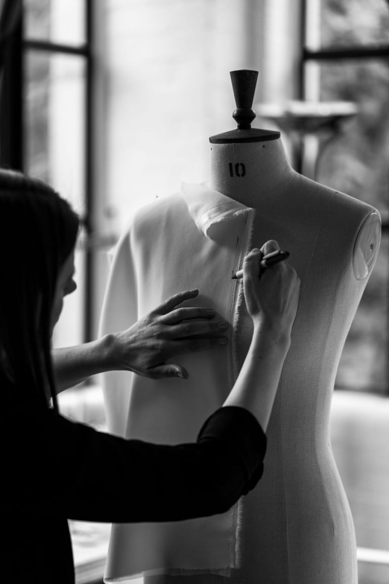 Behind the scenes with Jan Si Studios for UK wedding blog Love Story Inspiration | Zach & Grace Photography