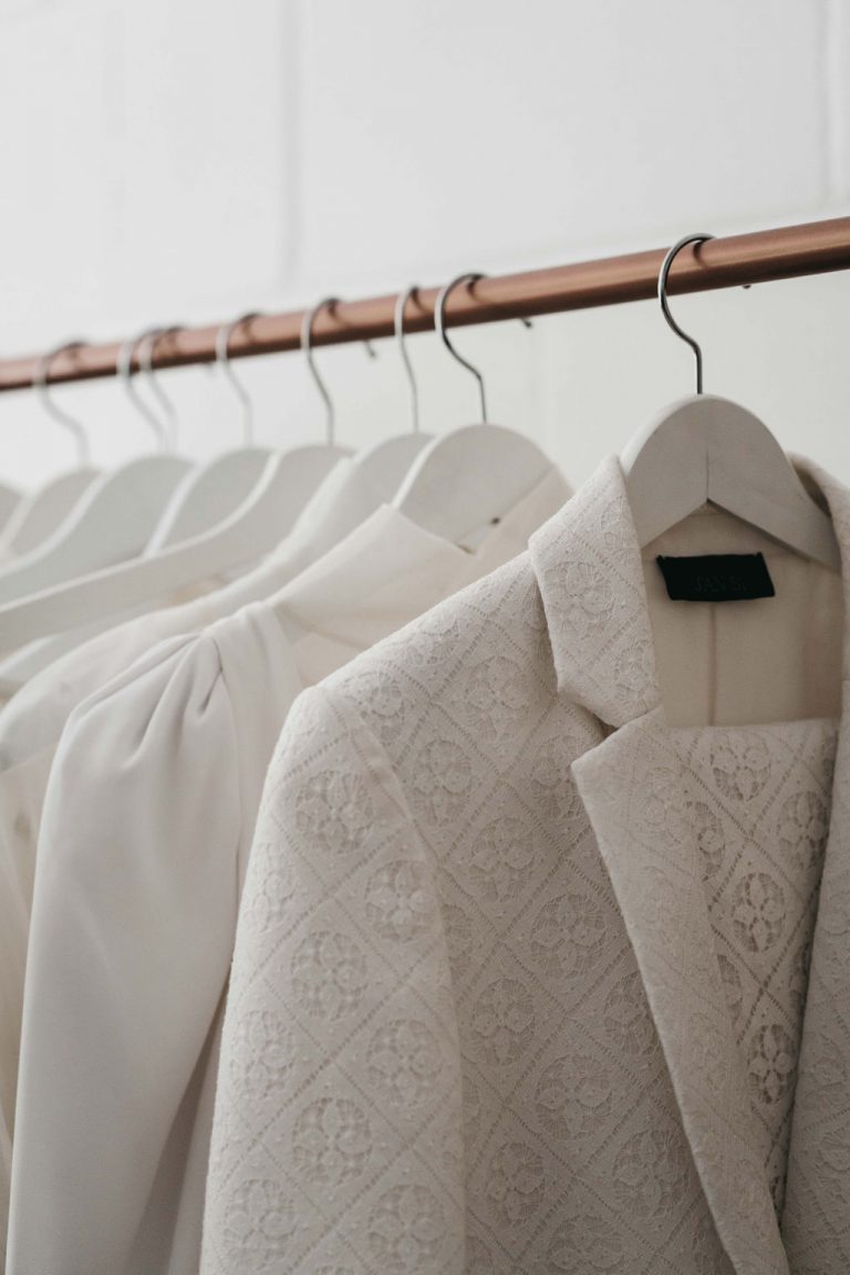 Behind the scenes with Jan Si Studios for UK wedding blog Love Story Inspiration | Zach & Grace Photography