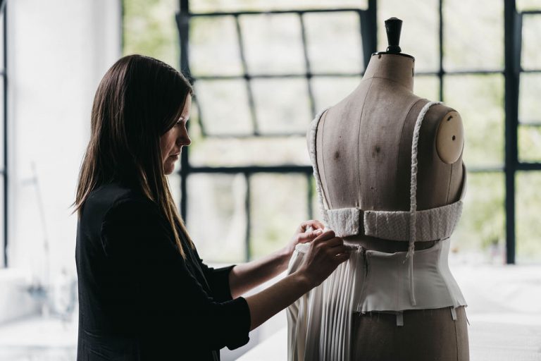Behind the scenes with Jan Si Studios for UK wedding blog Love Story Inspiration | Zach & Grace Photography
