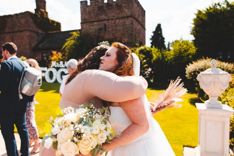 A relaxed garden party wedding at Rowton Castle | Benny Smyth Photography