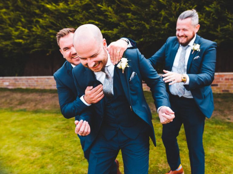 A relaxed garden party wedding at Rowton Castle | Benny Smyth Photography