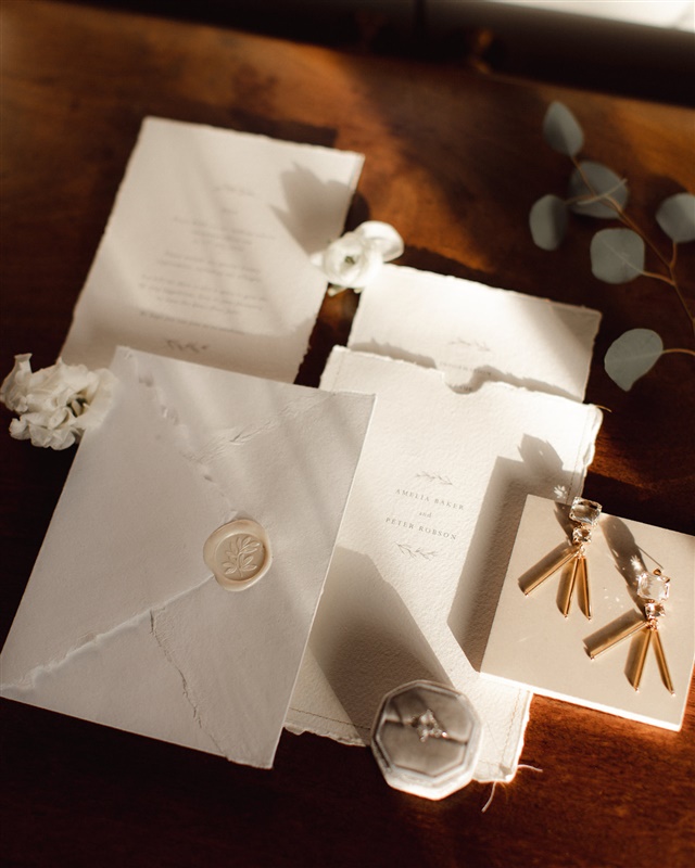 Elegant wedding inspiration for UK wedding blog Love Story Inspiration