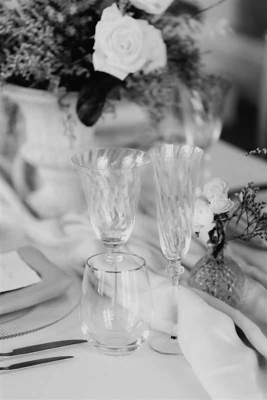Elegant wedding inspiration for UK wedding blog Love Story Inspiration