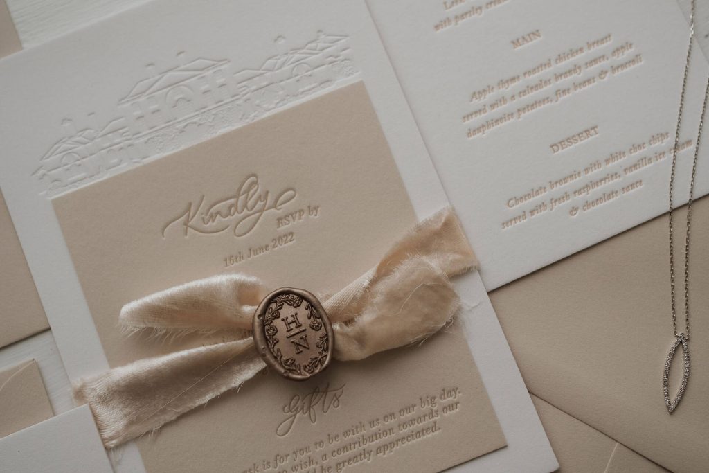 Elegant country park wedding inspiration