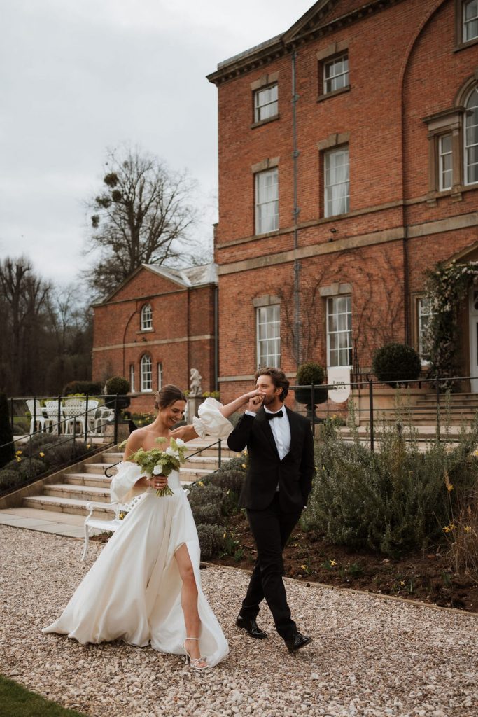 Elegant country park wedding inspiration