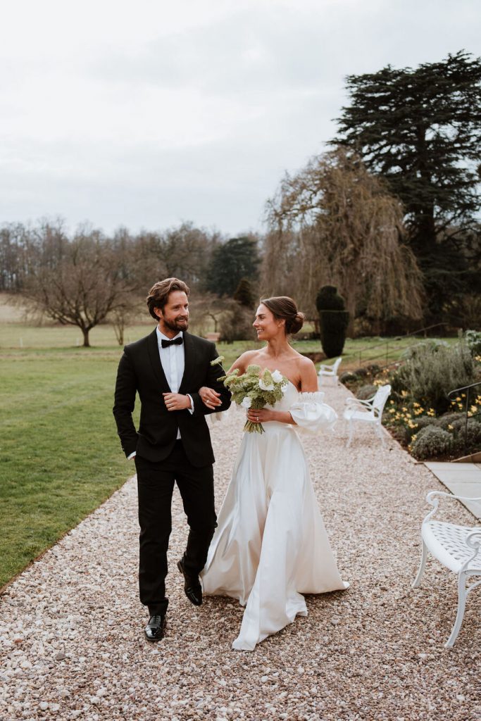 Elegant country park wedding inspiration