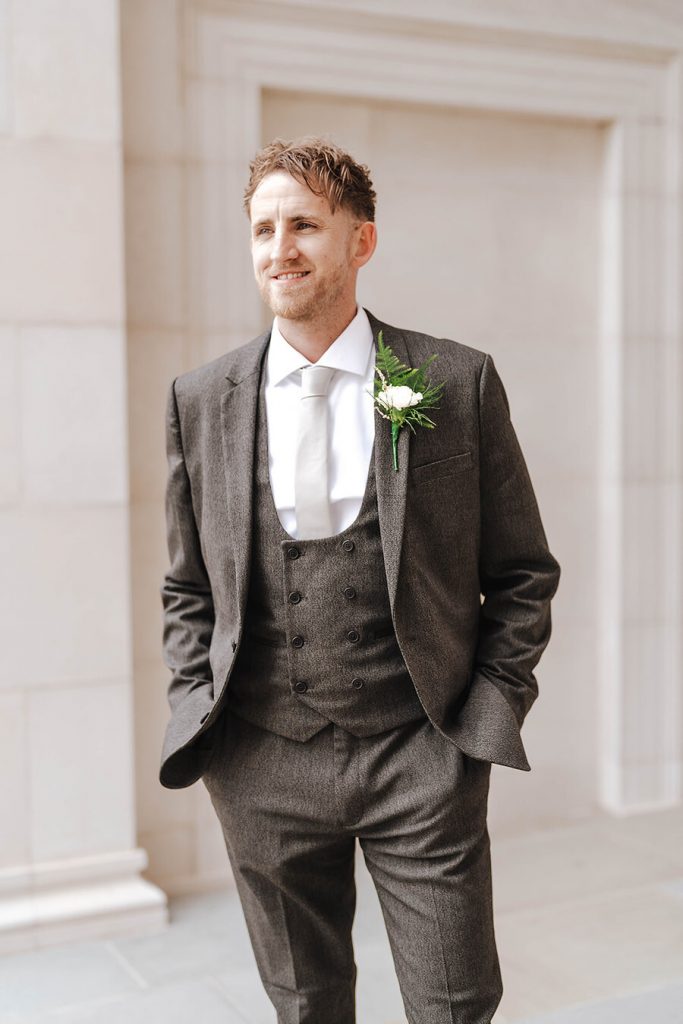 An intimate urban wedding featuring a dramatic Nadine Merabi skirt