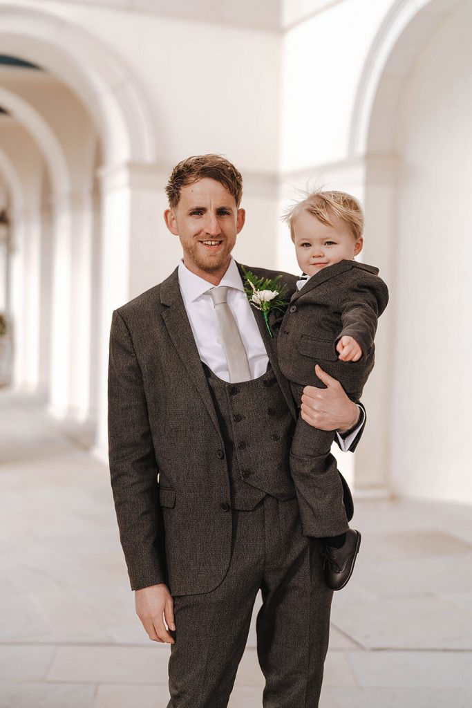 An intimate urban wedding featuring a dramatic Nadine Merabi skirt