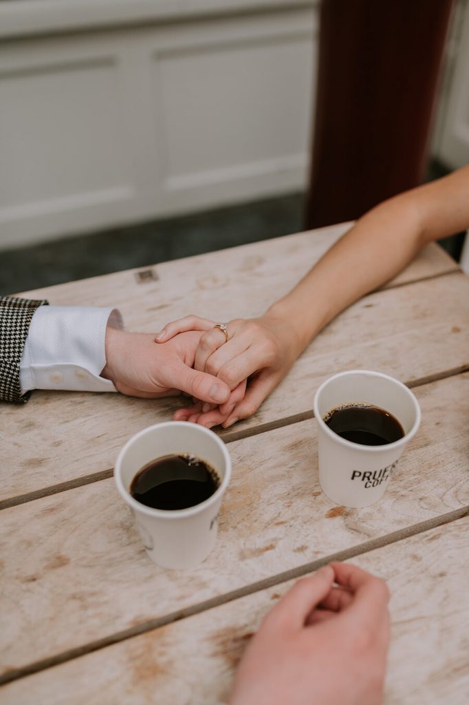 A cool, relaxed London wedding with Crodoughs and coffee | UK Wedding Blog | Love Story Inspiration
