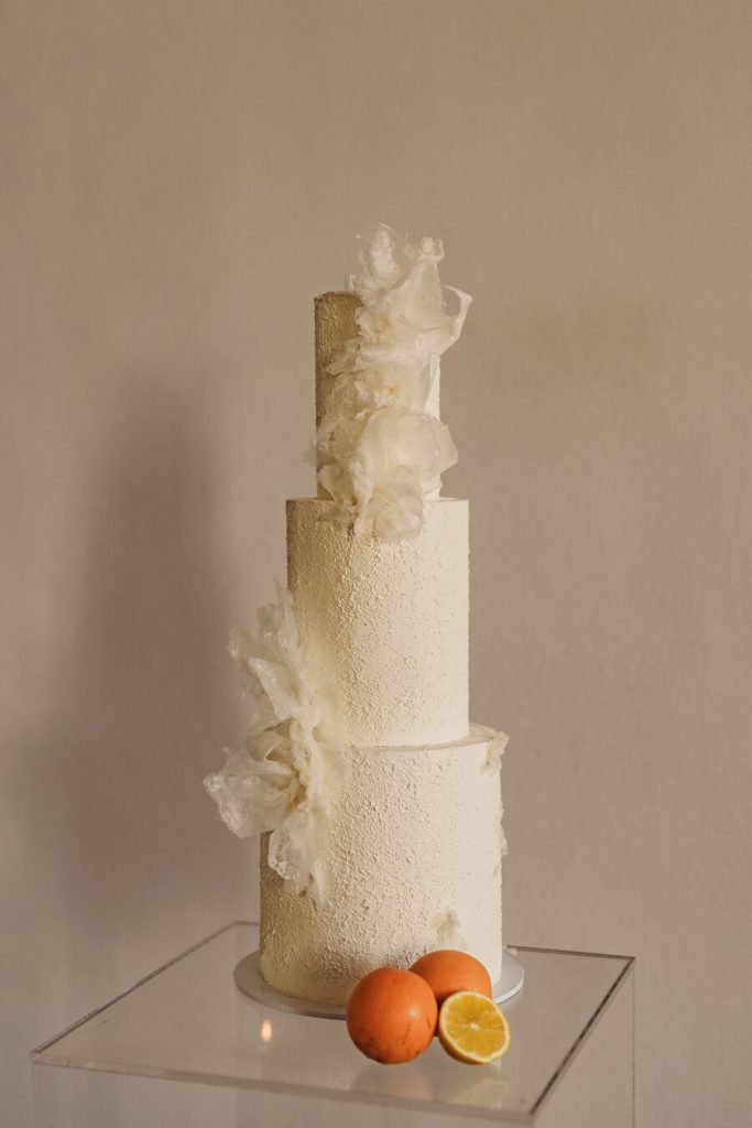 A citrus wedding inspired colour explosion for a refined and elegant city wedding