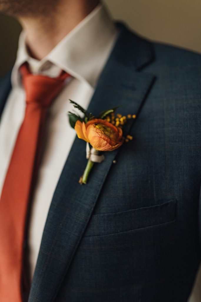 A citrus wedding inspired colour explosion for a refined and elegant city wedding