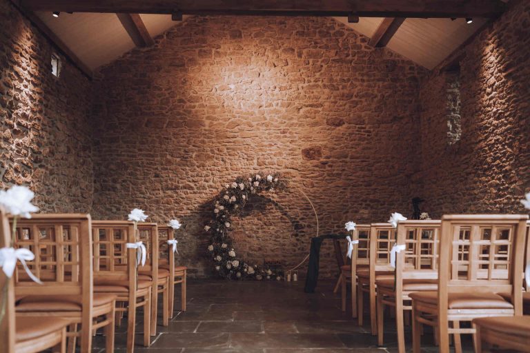 A contemporary spring wedding at Dodford Manor | Blonde Shot