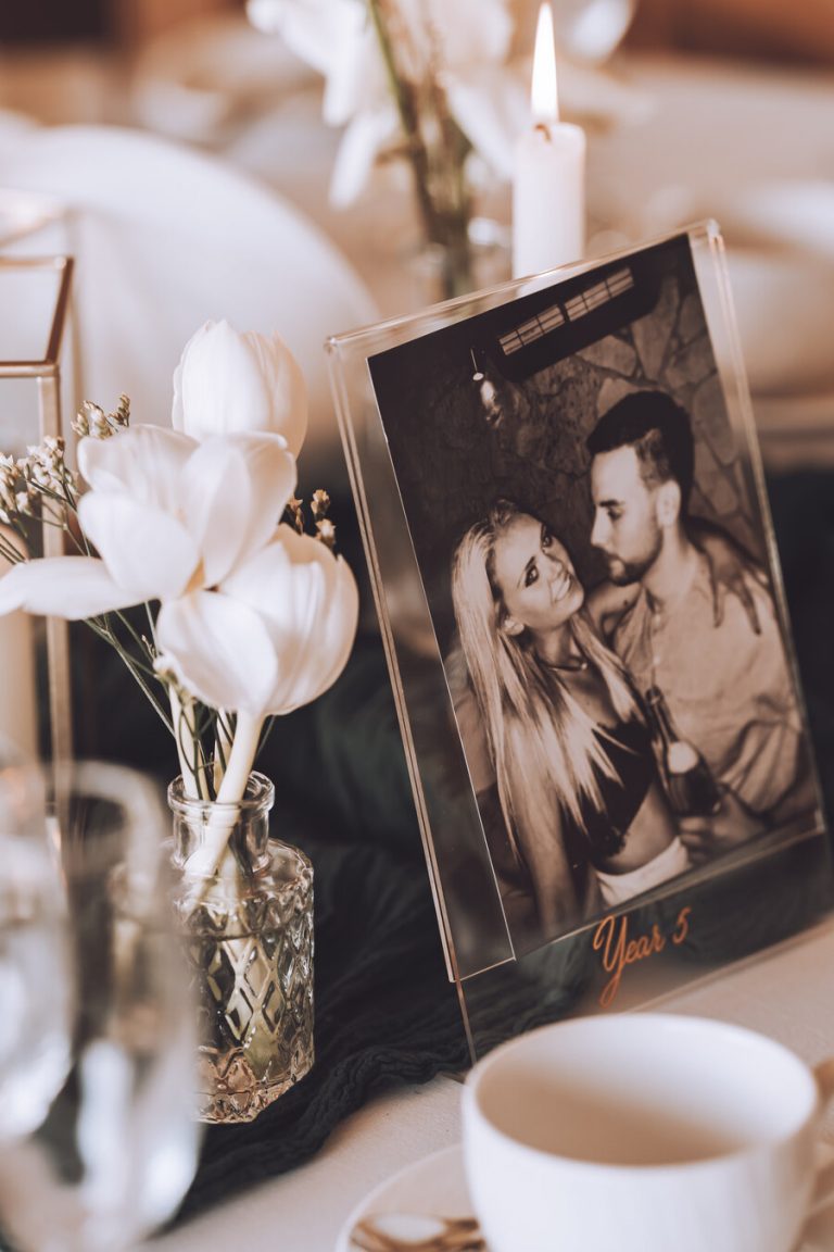 A contemporary spring wedding at Dodford Manor | Blonde Shot