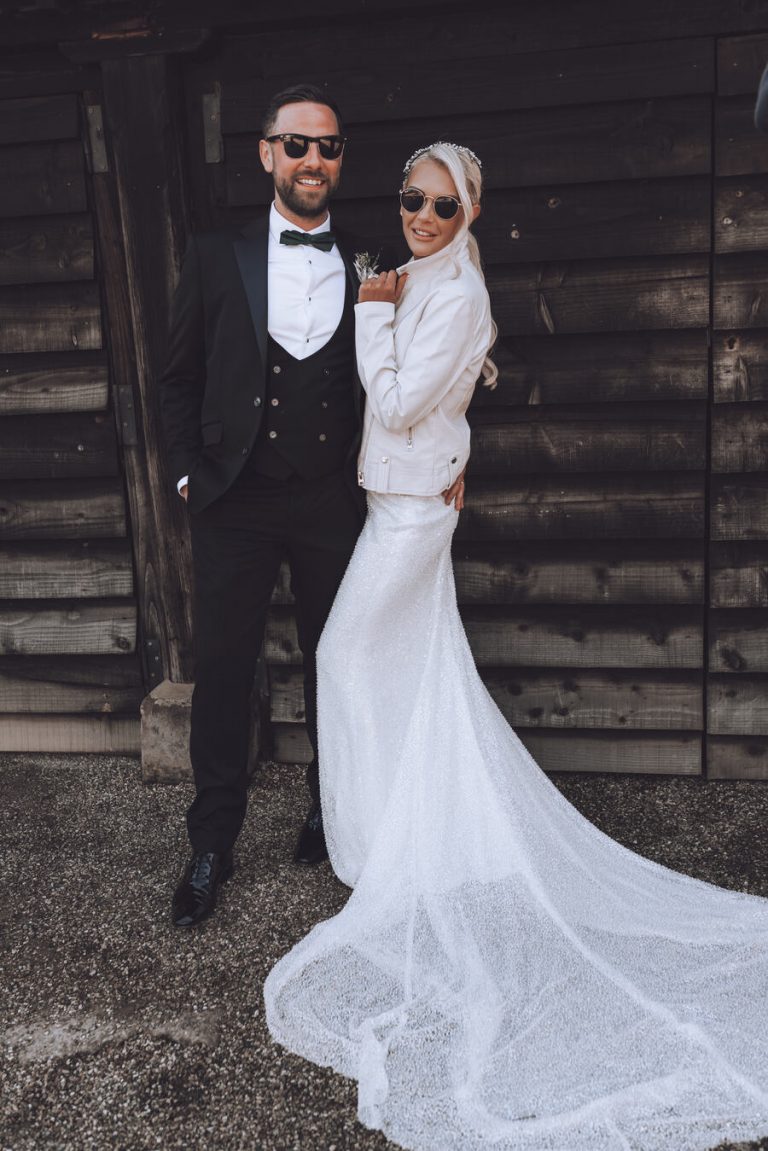 A contemporary spring wedding at Dodford Manor | Blonde Shot