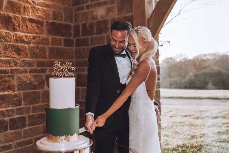 A contemporary spring wedding at Dodford Manor | Blonde Shot