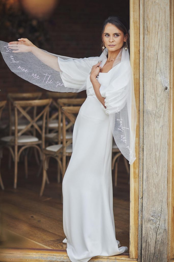 Relaxed Italian 60's inspired wedding outfits for a Mediterranean inspired wedding