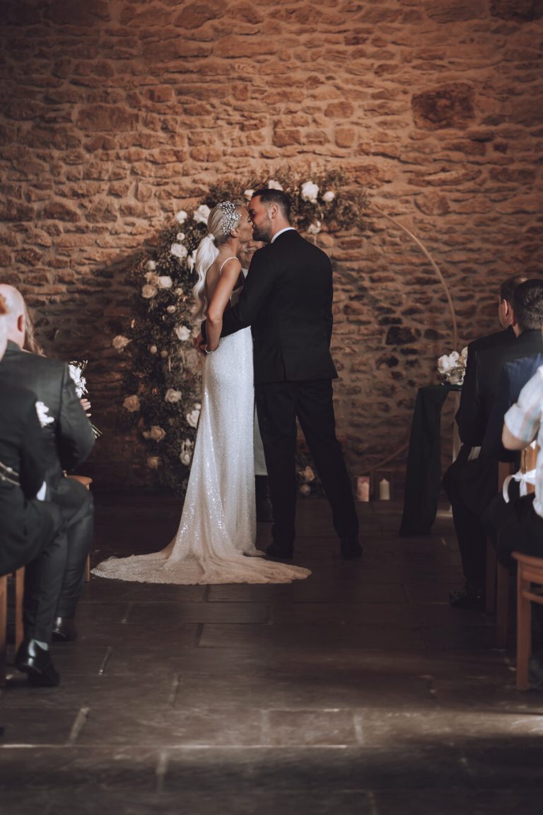 A spring barn wedding for a modern, contemporary couple