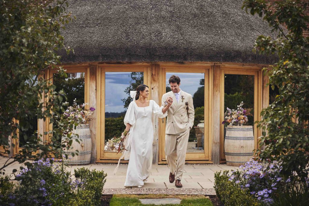 Mediterranean inspired wedding in a sunset palette