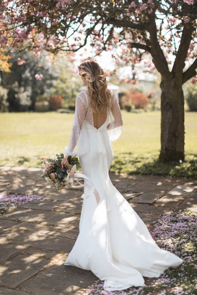 An elegant bridal editorial at Horwood House | Jun Tan Weddings