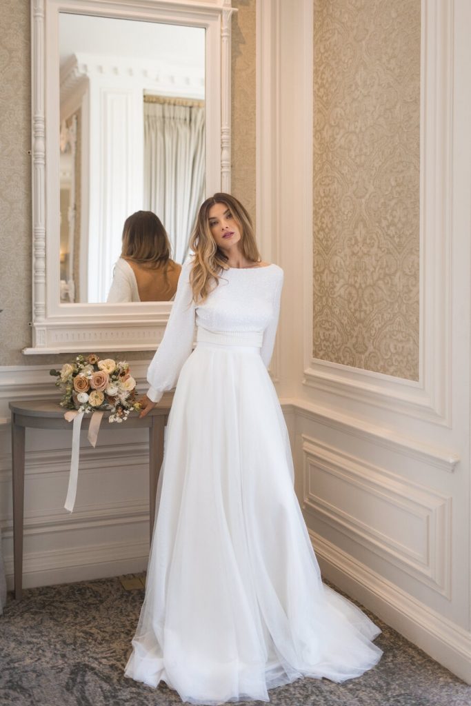 An elegant bridal editorial at Horwood House | Jun Tan Weddings