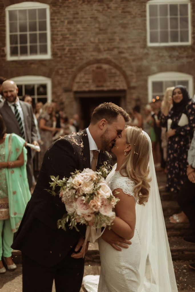 Recommended wedding photographer Esme Whiteside Photography for Love Story Inspiration