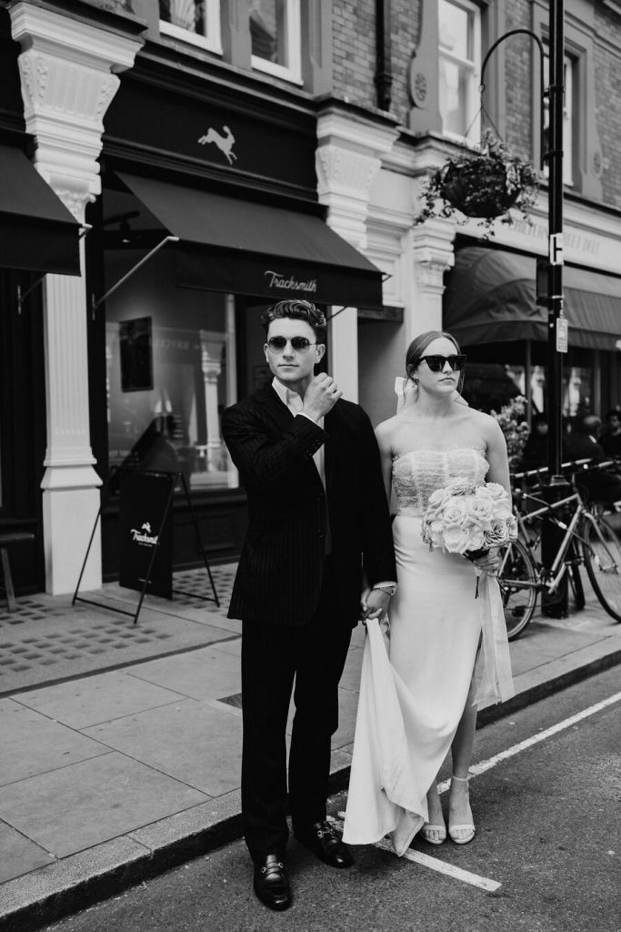 An intimate London elopement | UK wedding blog Love Story Inspiration