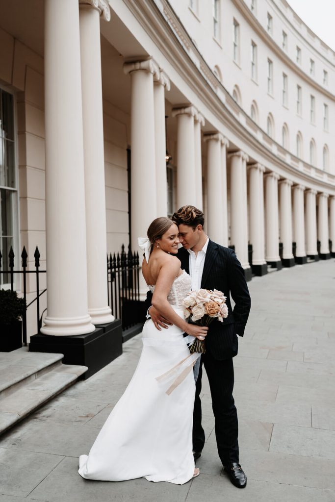 An intimate London elopement | UK wedding blog Love Story Inspiration