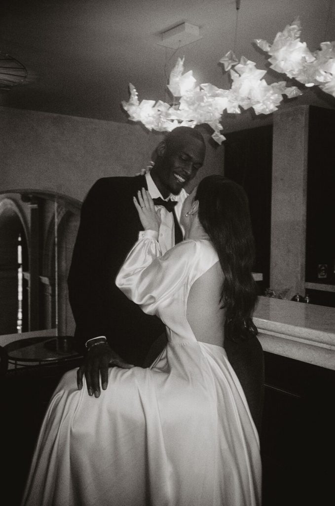 A minimalist and luxe London wedding editorial for Love Story Inspiration UK wedding blog