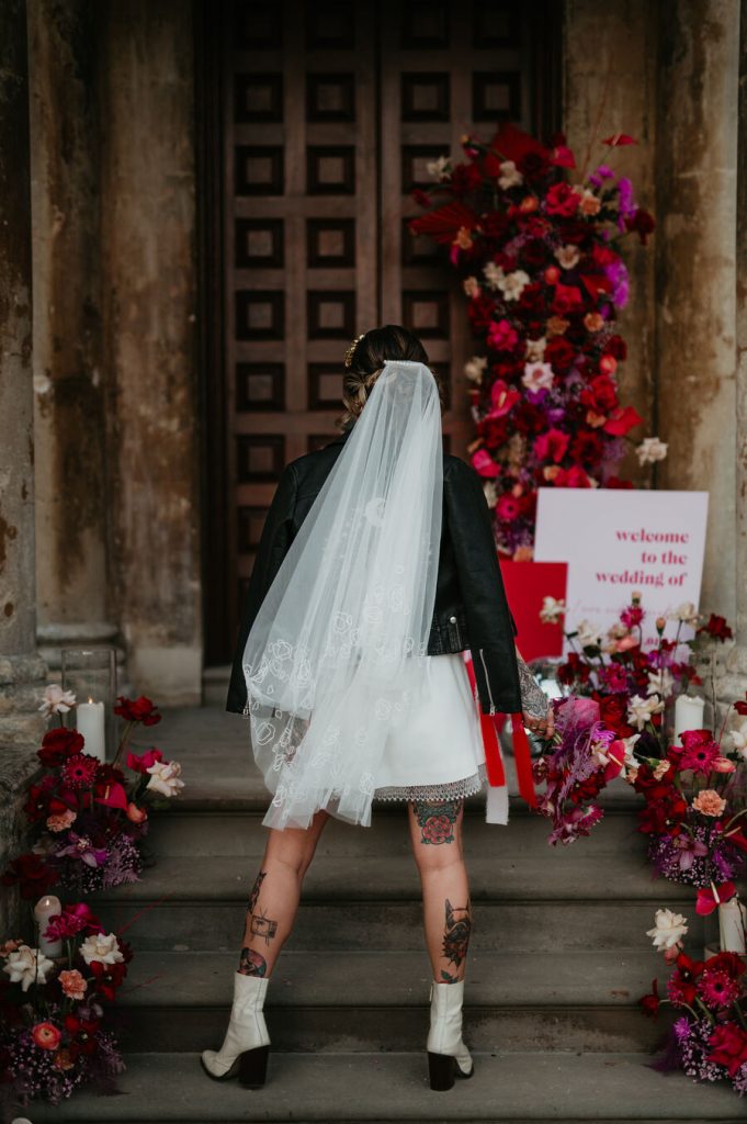 Viva magenta wedding styling at Elmore Court | Love Story Inspiration UK wedding blog