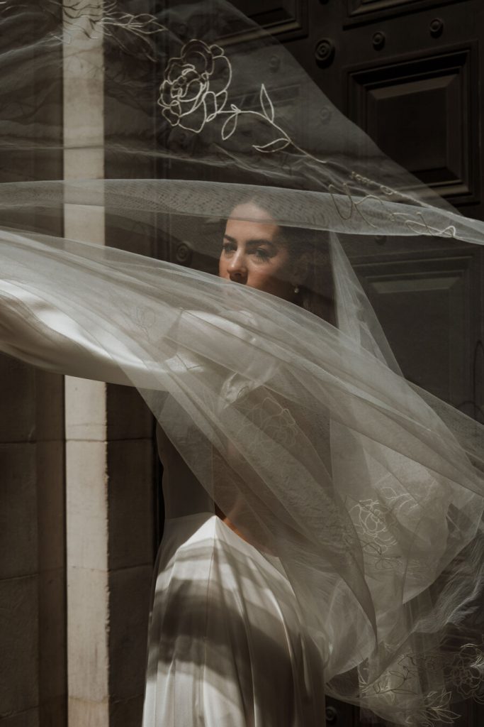 A minimalist and luxe London wedding editorial for Love Story Inspiration UK wedding blog